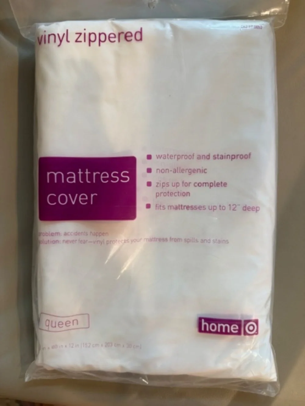 Home Goods Mart Vinyl zippered mattress cover